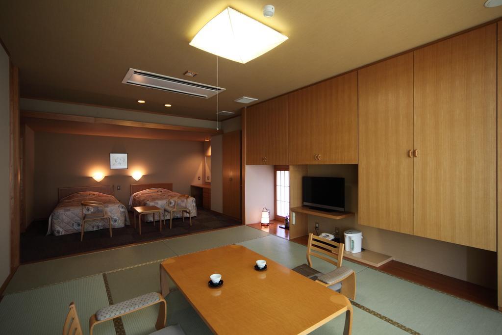 Kanko Hotel Taibokaku Karatsu Buitenkant foto